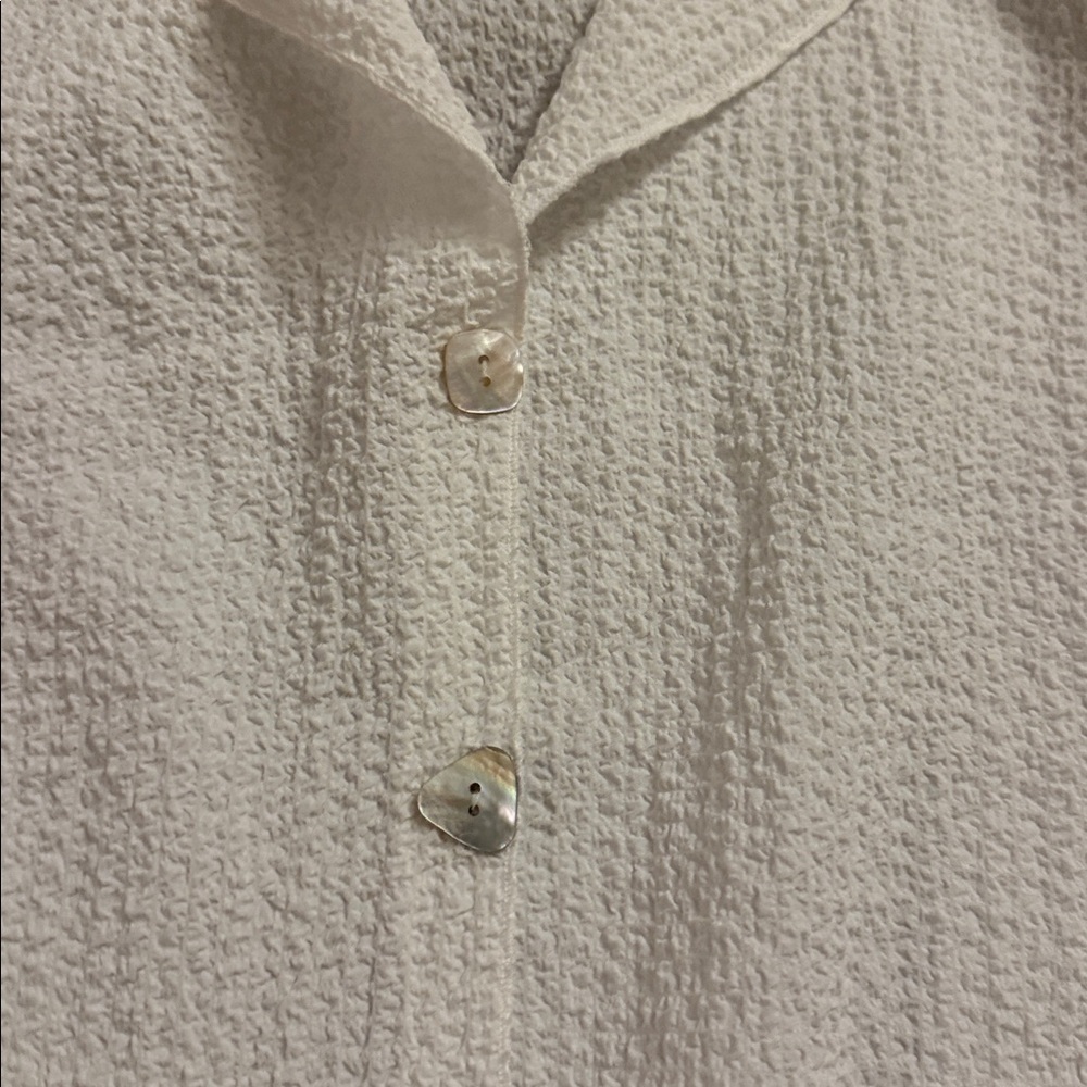 Vikki Vi white Textured Shirt - Picture 6 of 6